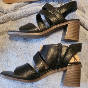 Frye And Co. Womens Sandals Chunky Heel 6.5 M NIB